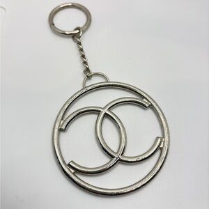 Silver Interlocking CC Bag Zipper Pull Keychain Accessory